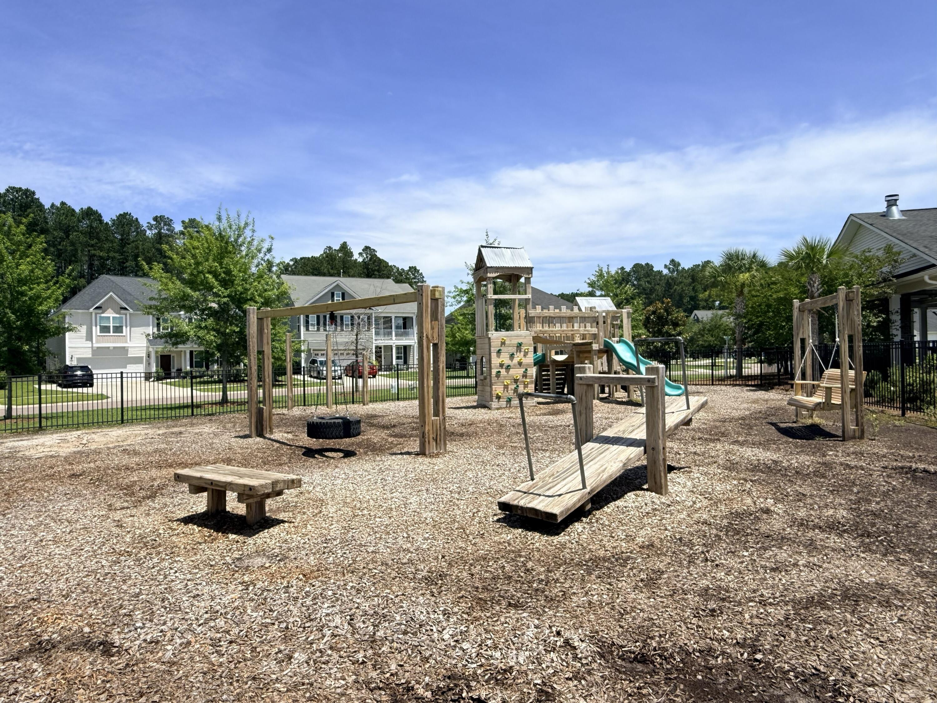 108 Rouen Lane Summerville, SC 29486 - Photo 31 of 31 Saxony Lake - Playground