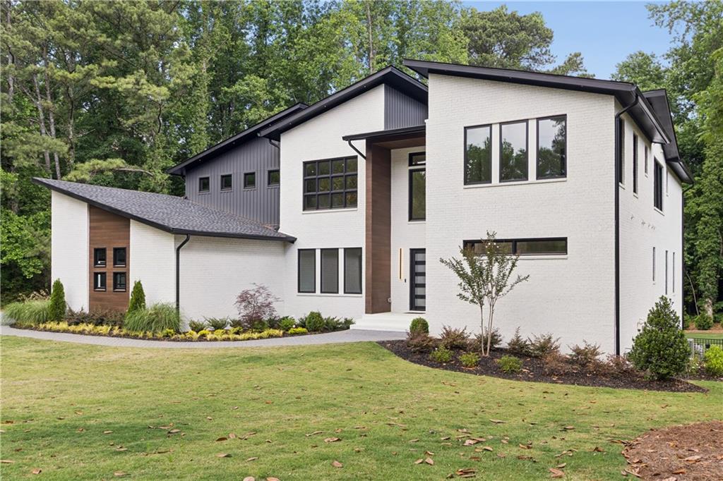 1000 Clementstone Drive Northeast Sandy Springs, GA 30342 - Photo 4 of 81