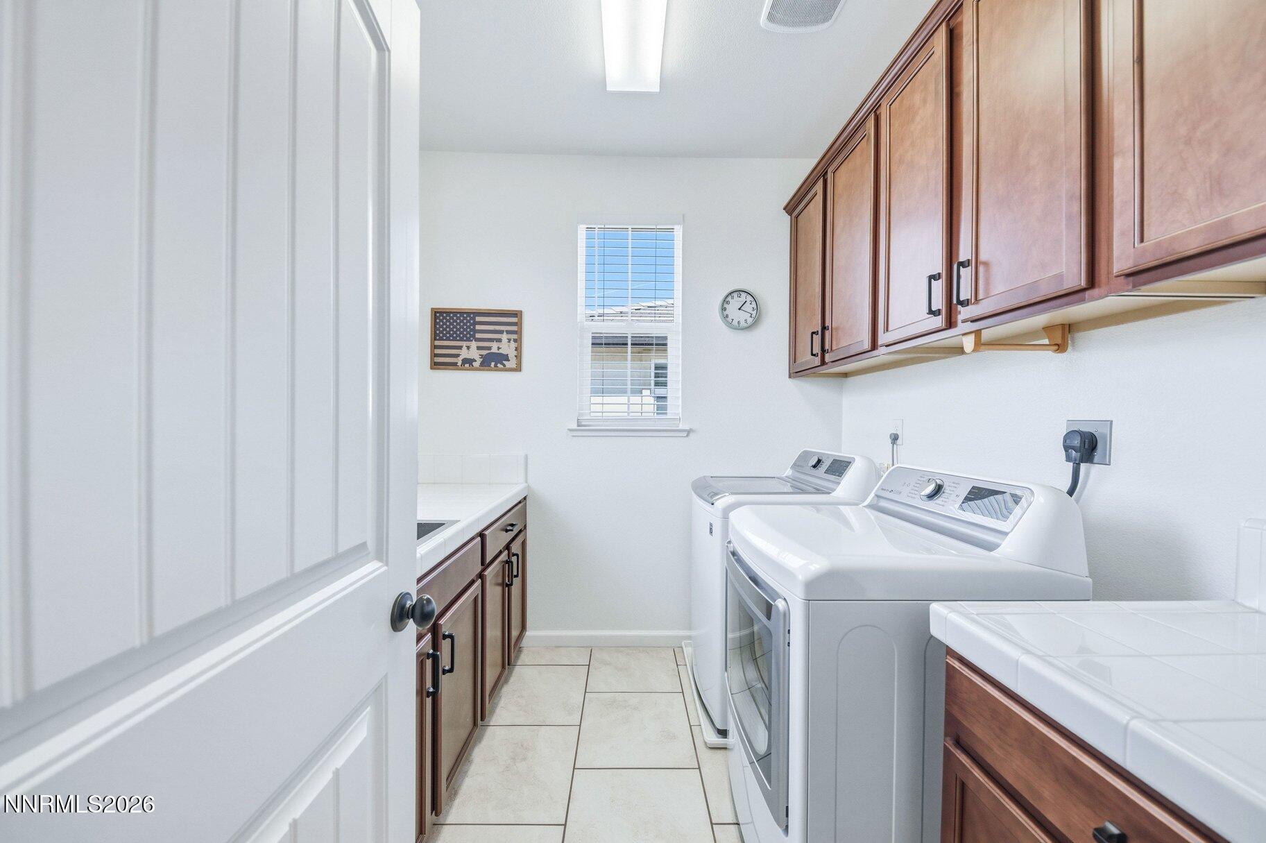 2160 Hope Valley Drive Reno, NV 89521 - Photo 31 of 45 031_2160hopevalleydr38_702