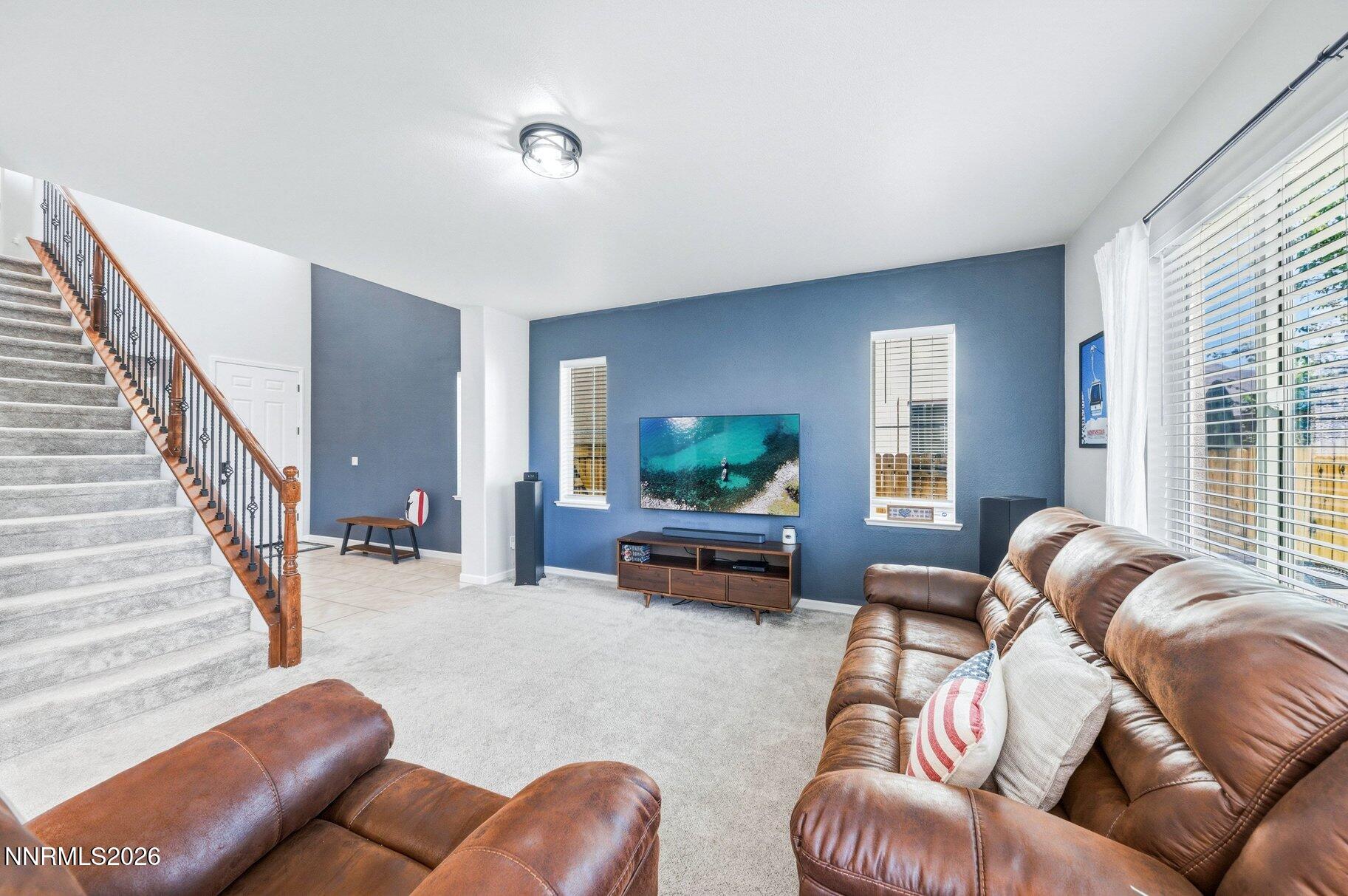 2160 Hope Valley Drive Reno, NV 89521 - Photo 5 of 45 005_2160hopevalleydr12_944