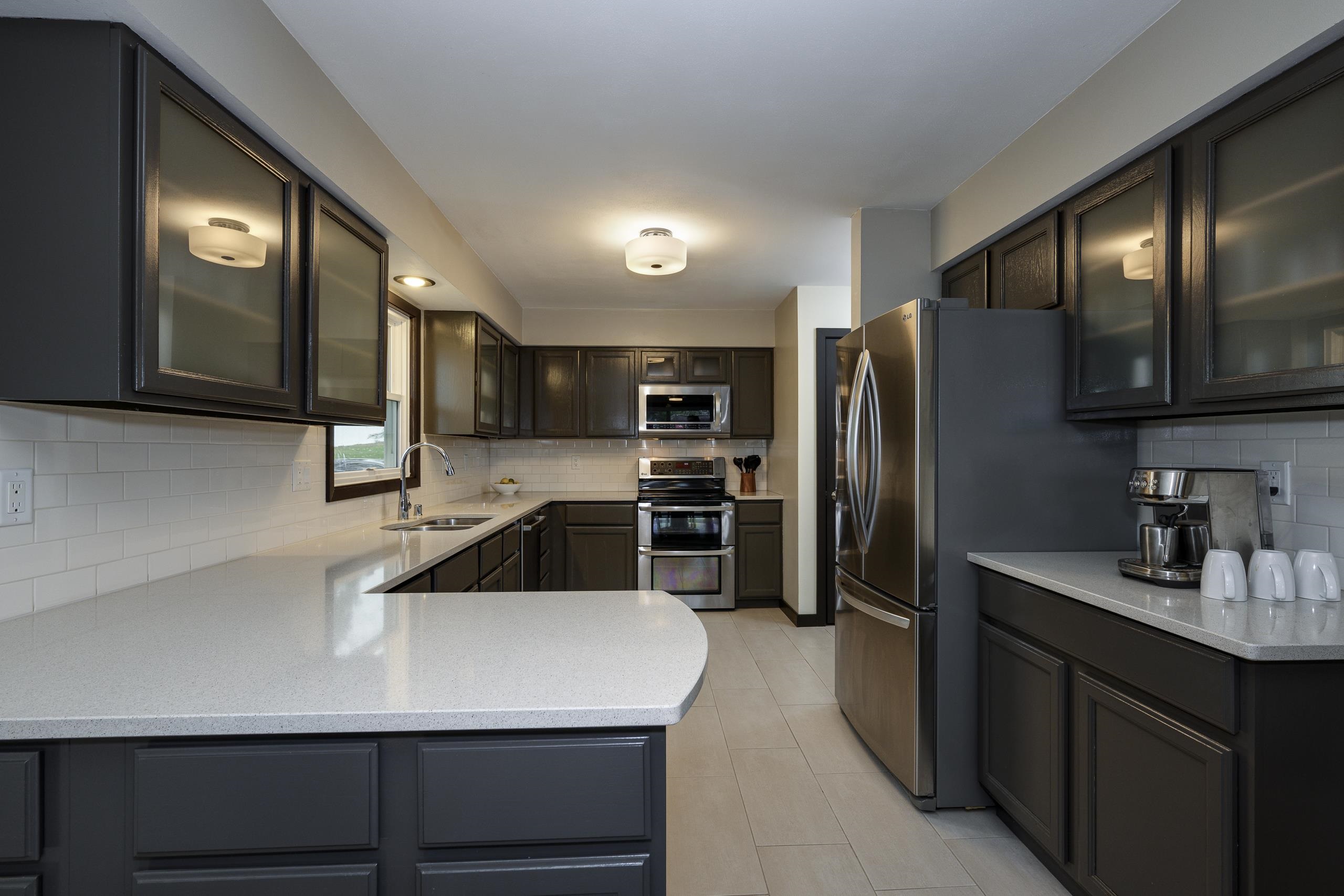 5902 Roosevelt Street Middleton, WI 53562 - Photo 18 of 49