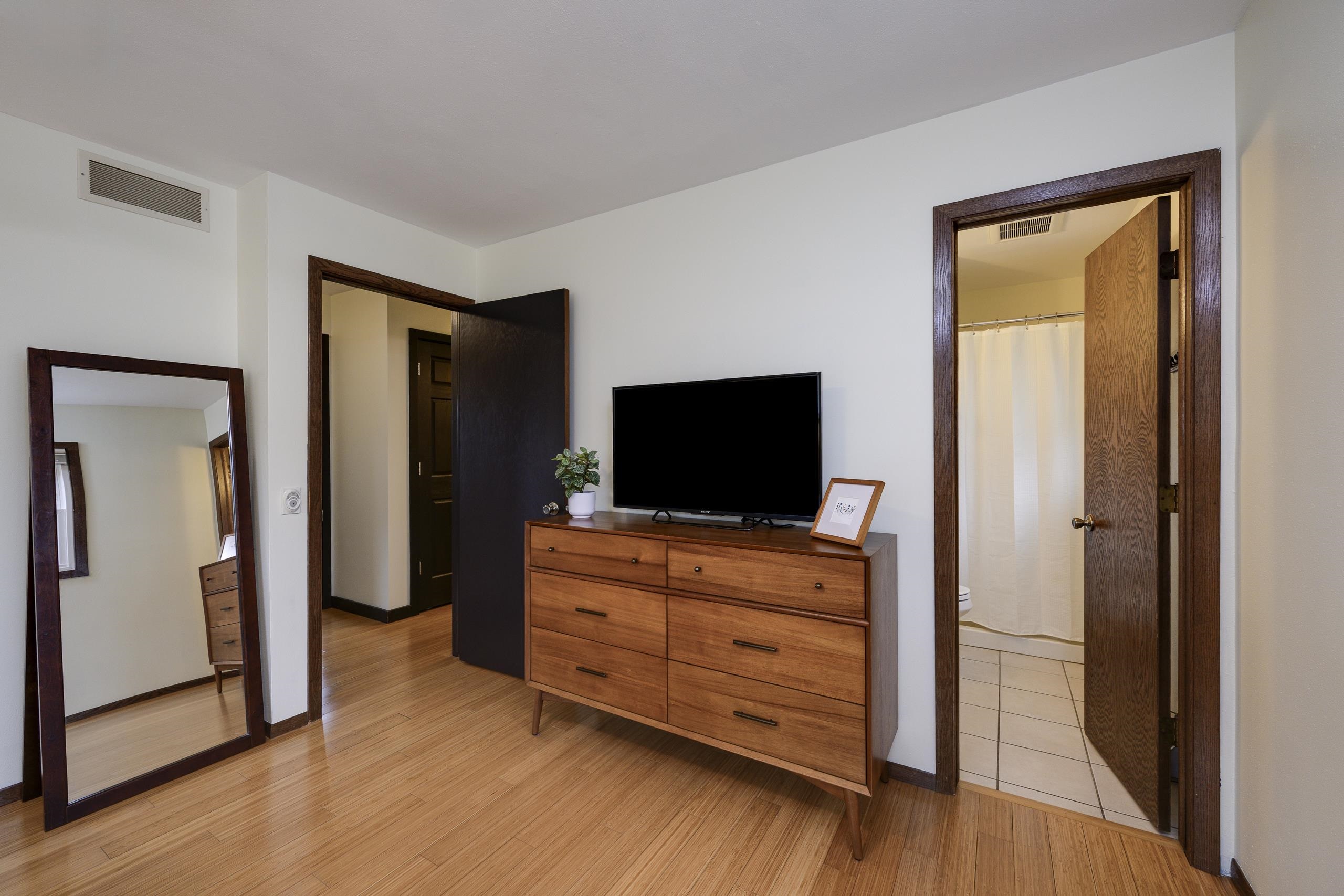 5902 Roosevelt Street Middleton, WI 53562 - Photo 32 of 49