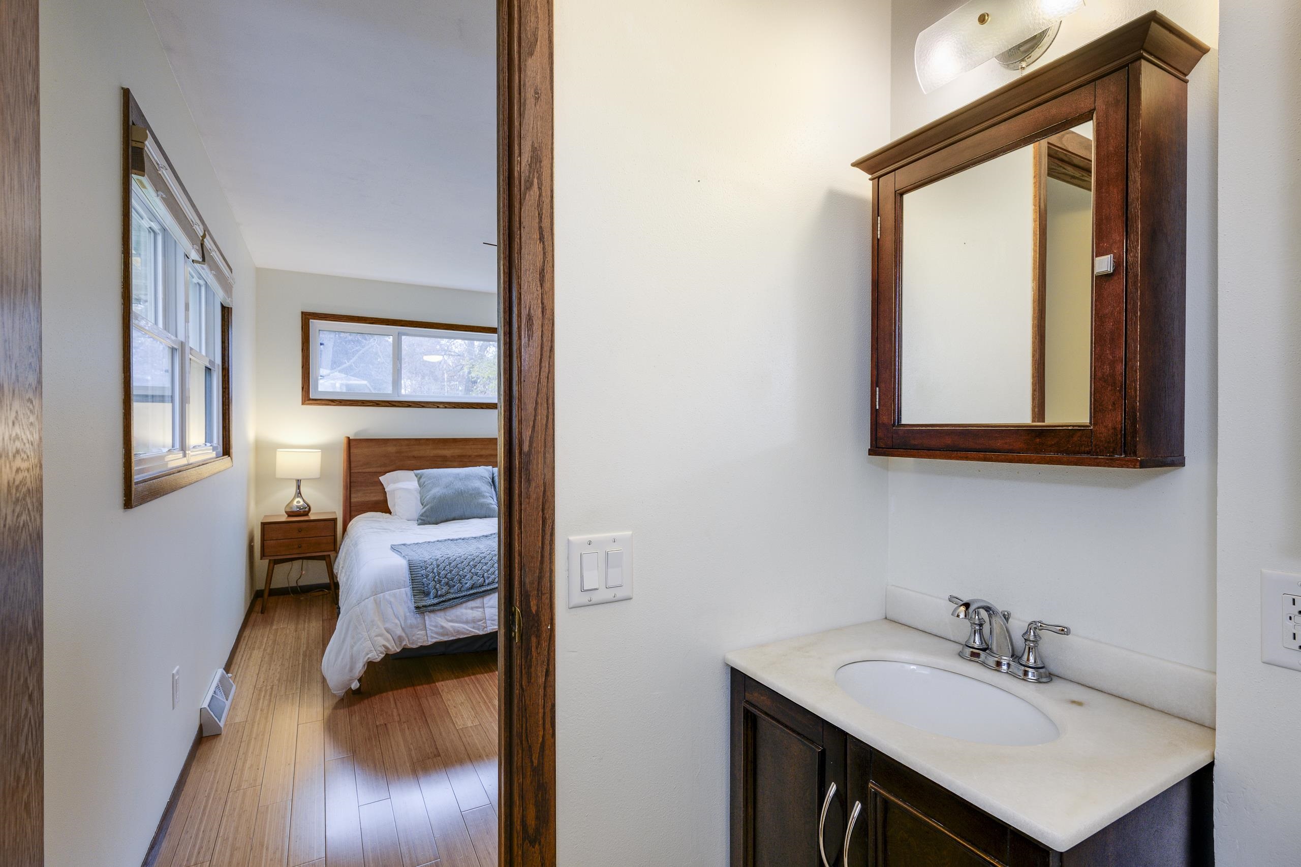 5902 Roosevelt Street Middleton, WI 53562 - Photo 34 of 49