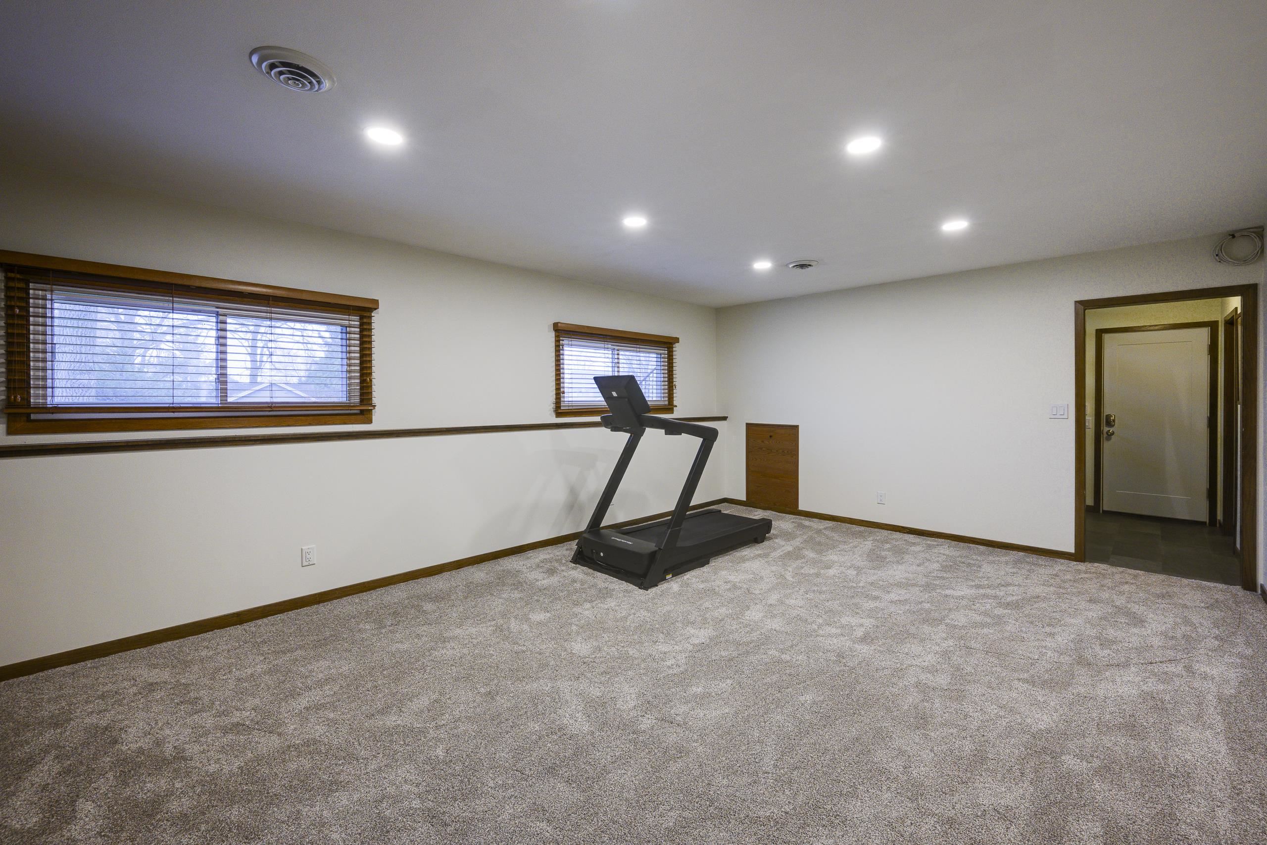 5902 Roosevelt Street Middleton, WI 53562 - Photo 42 of 49