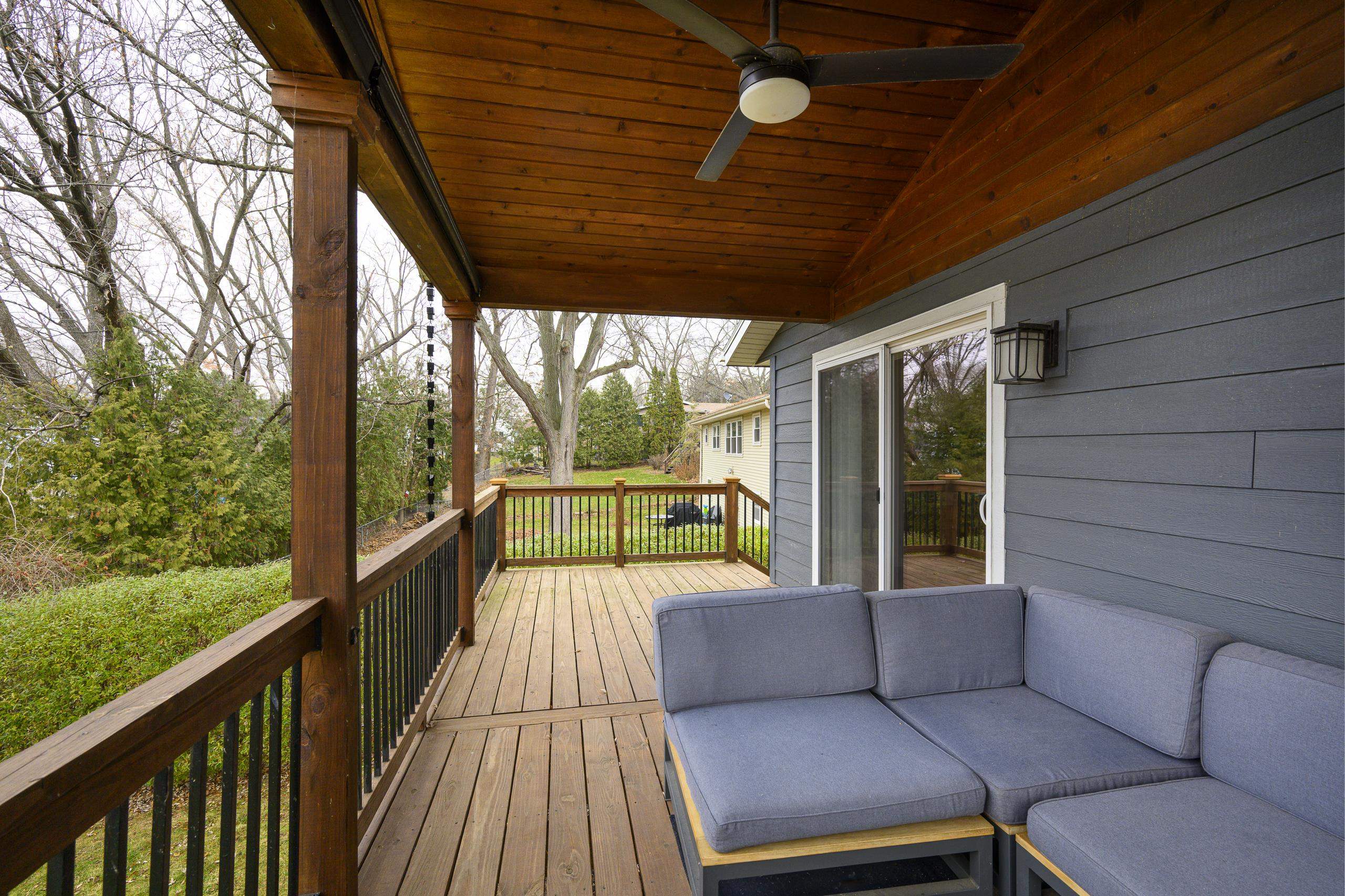 5902 Roosevelt Street Middleton, WI 53562 - Photo 7 of 49