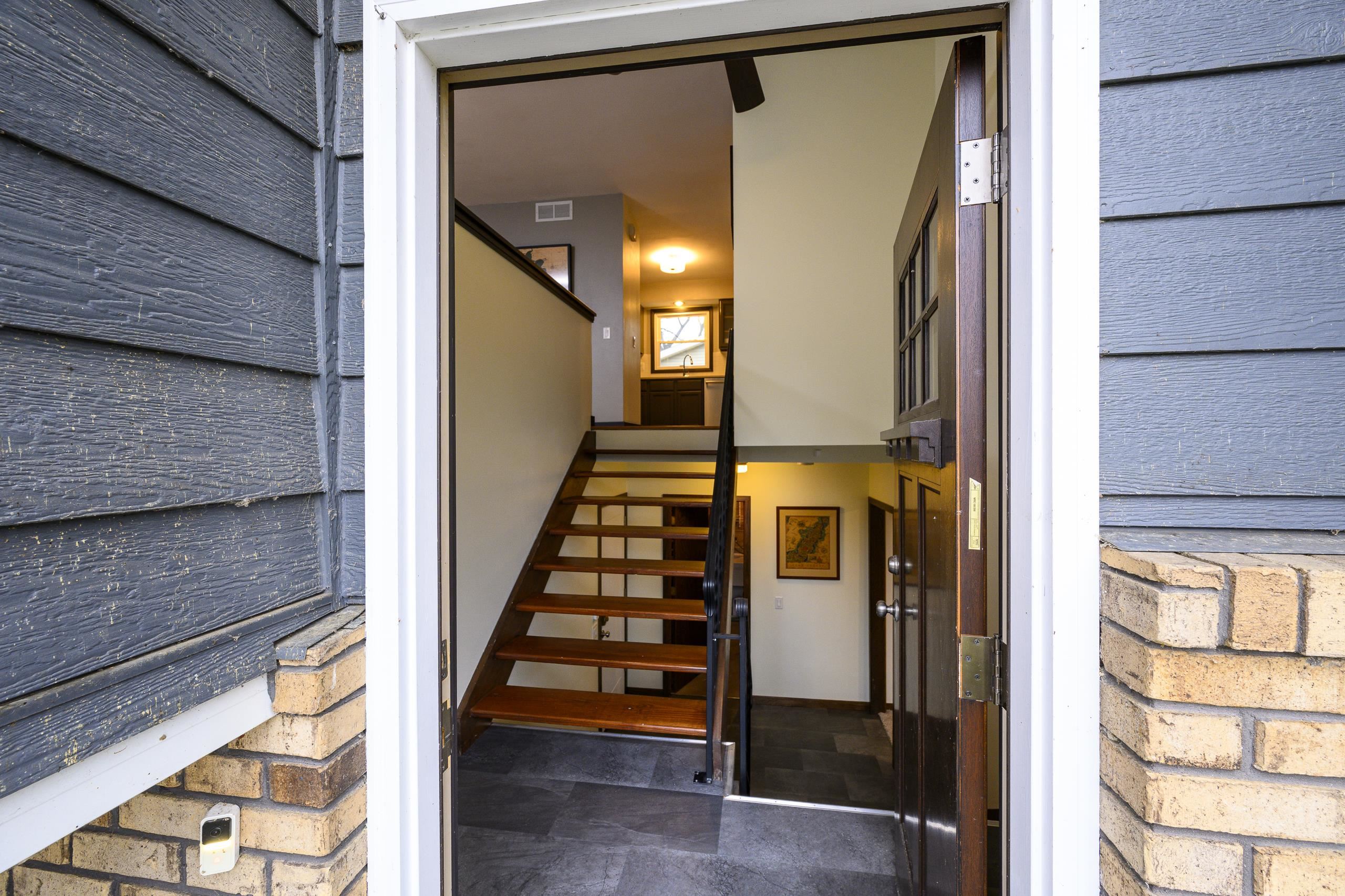 5902 Roosevelt Street Middleton, WI 53562 - Photo 8 of 49