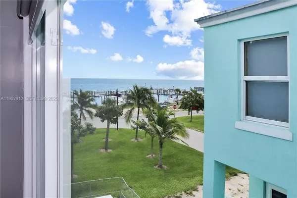 $4,000 | 94825 Overseas Highway, Unit 172, Key Largo, FL 33037