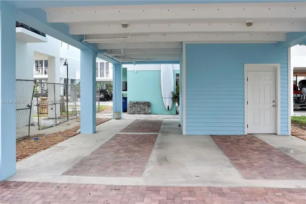 $4,000 | 94825 Overseas Highway, Unit 172, Key Largo, FL 33037