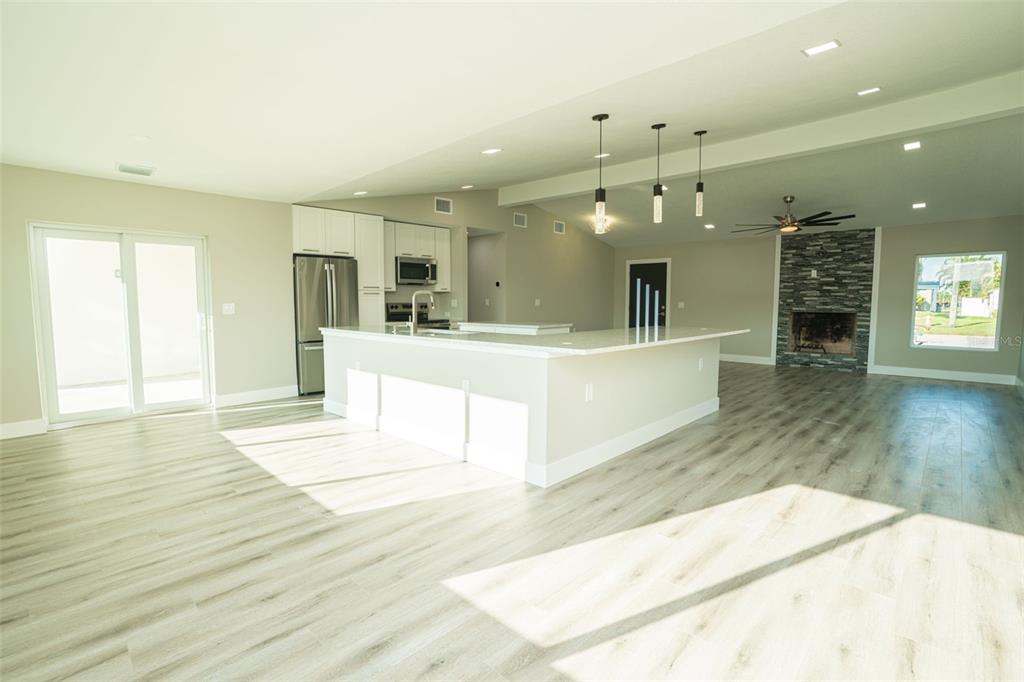 736 Gran Kaymen Way Apollo Beach, FL 33572 - Photo 36 of 57