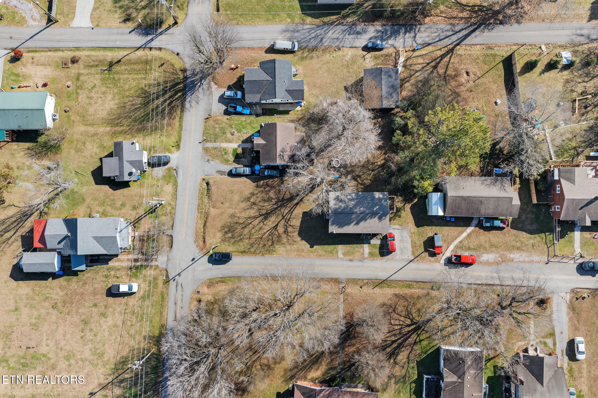 717 Shaw Street Clinton, TN 37716 - Photo 27 of 27 37-web-or-mls-Shaw--10