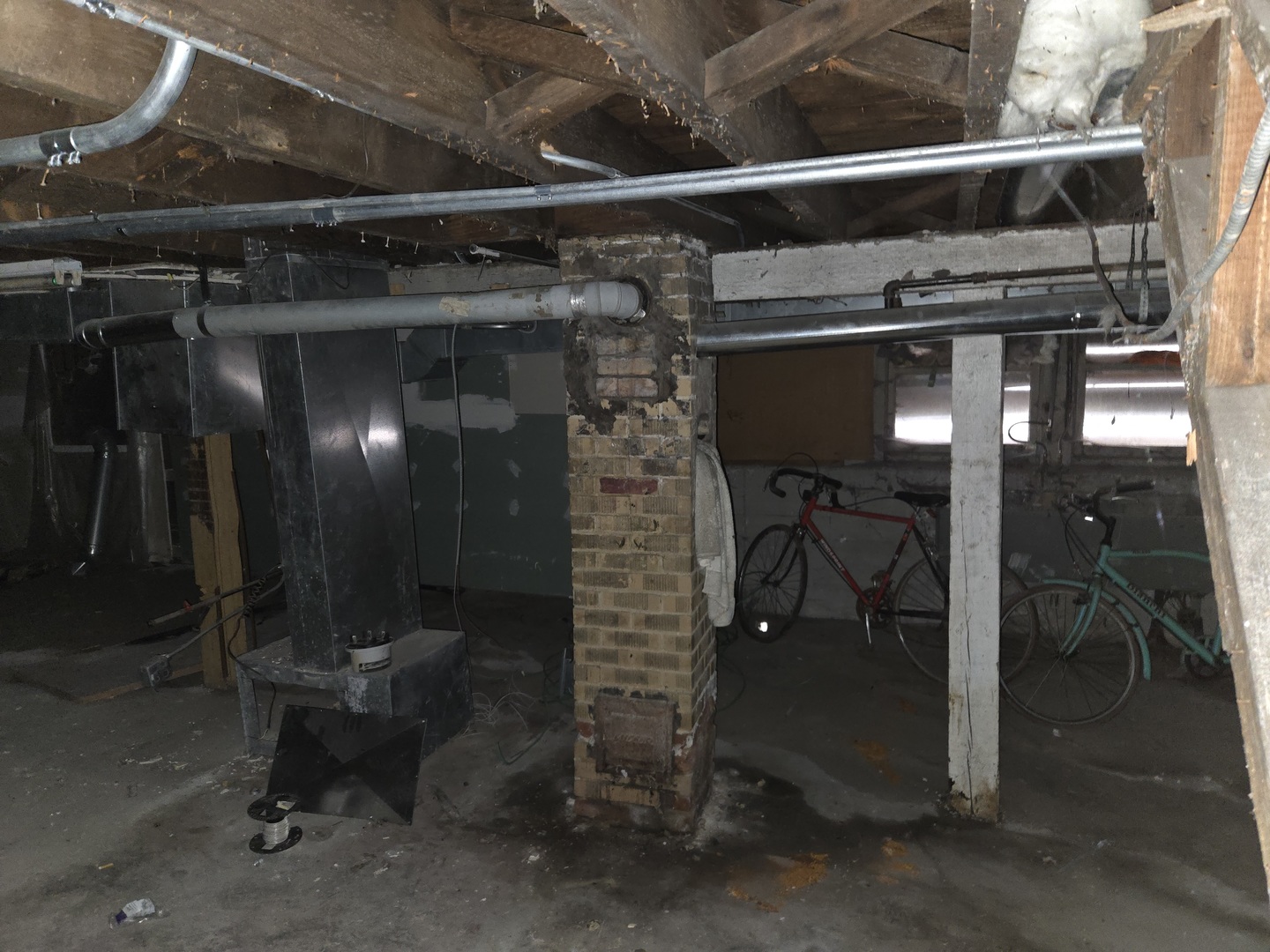 3624 South Paulina Street Chicago, IL 60609 - Photo 14 of 14 a close view of water heater room