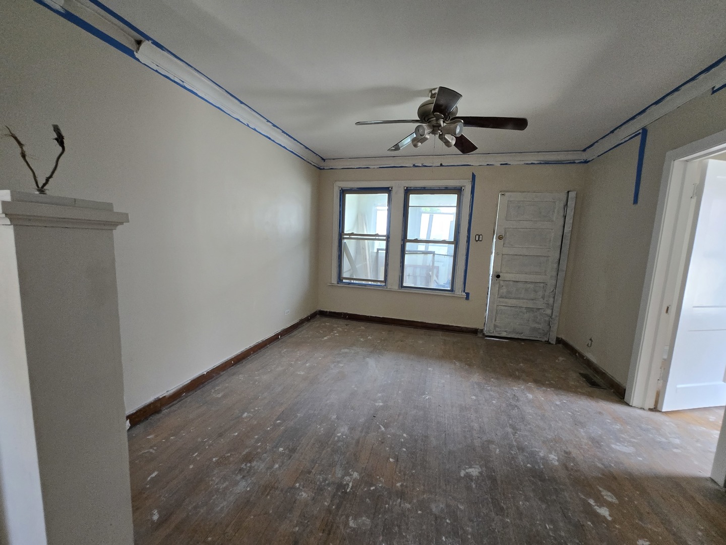 3624 South Paulina Street Chicago, IL 60609 - Photo 10 of 14 a view of an empty room with a window