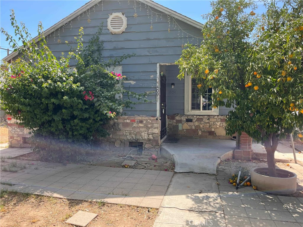 4091 Dwight Avenue Riverside, CA 92507 - Photo 1 of 12