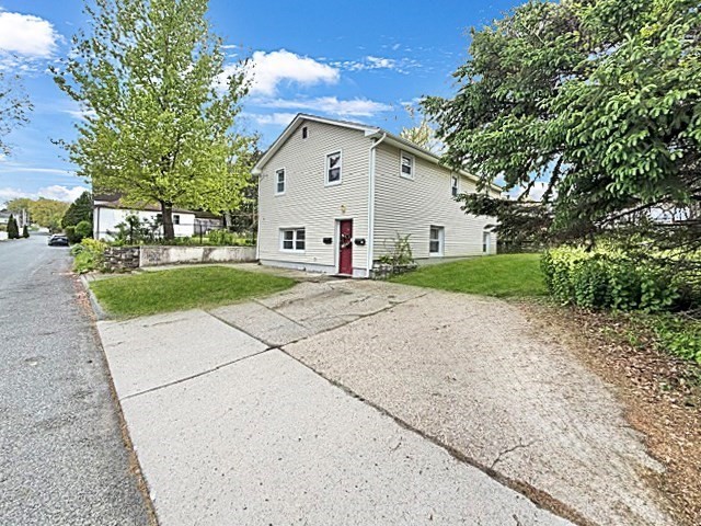 34 Marjorie Street Worcester, MA 01604 - Photo 3 of 27