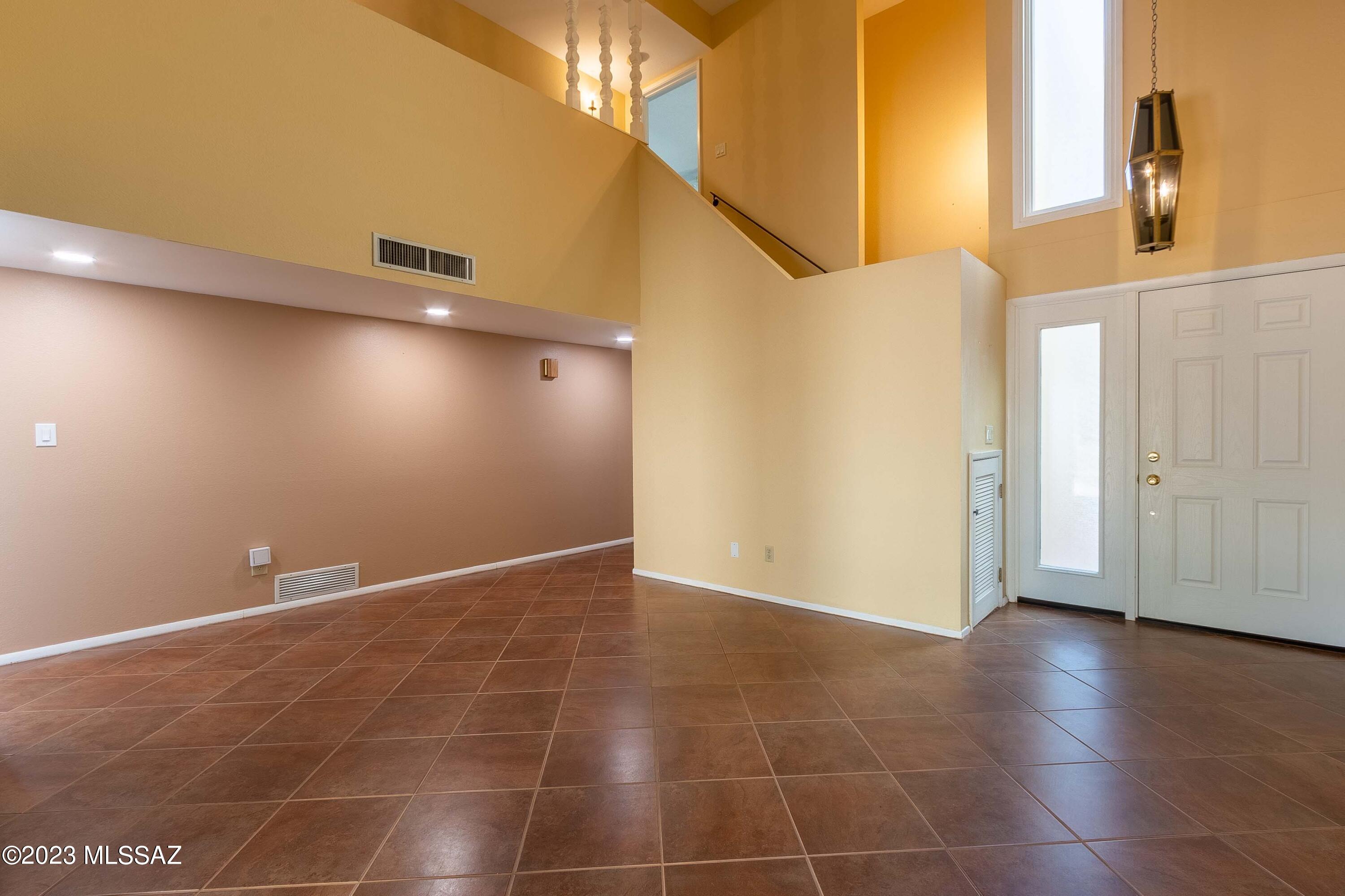 3424 North Eagle Road Tucson, AZ 85750 - Photo 6 of 39 Gallery Image 6