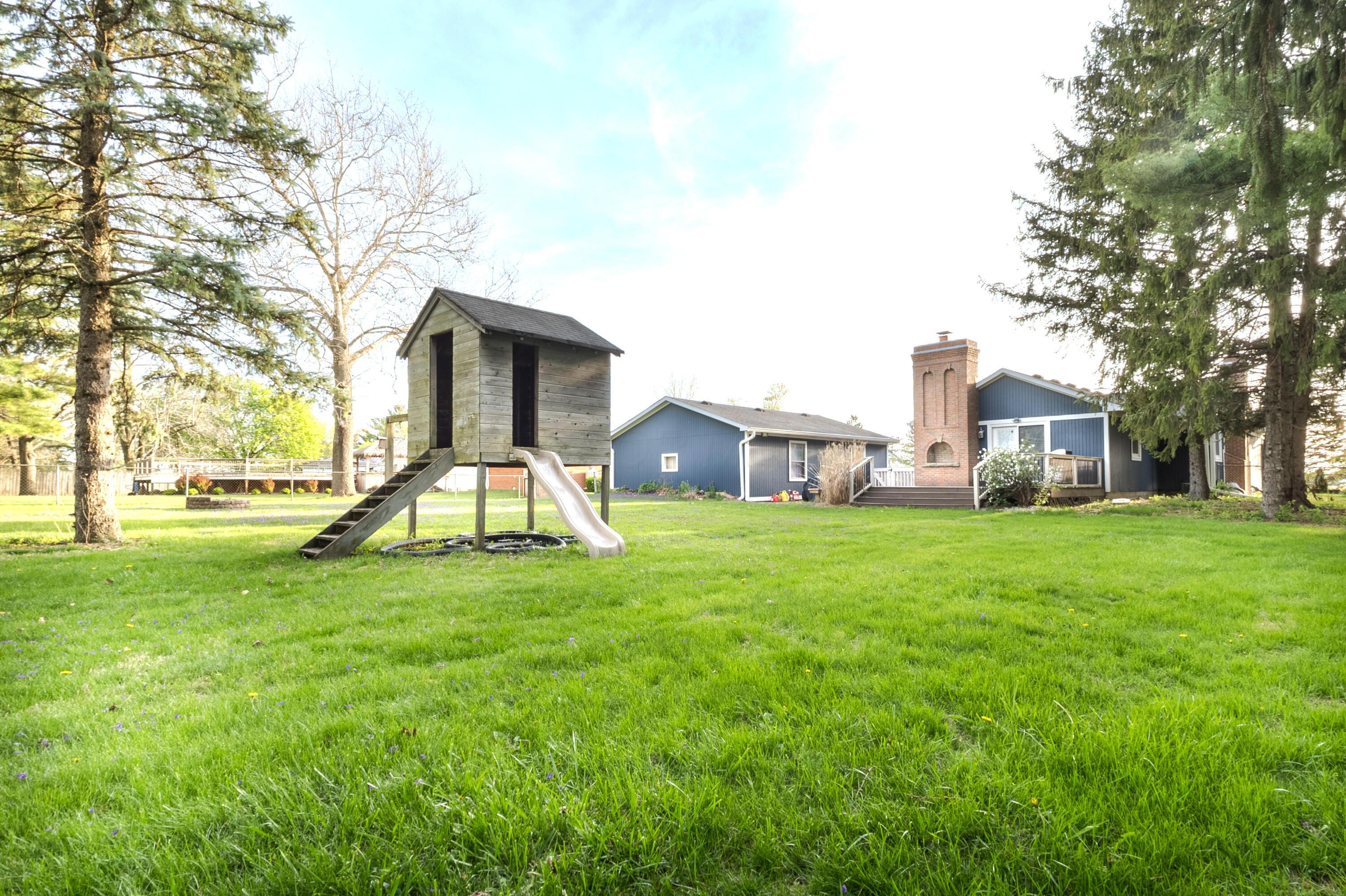 6780 Weldon Road Plain City, OH 43064 - Photo 33 of 34 Backyard