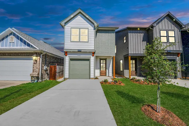 $2,350 | 6322 Milwee Street, Unit B, Houston, TX 77092