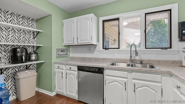 $379,000 | 12 Avery Drive, Kaiser, MO 65047