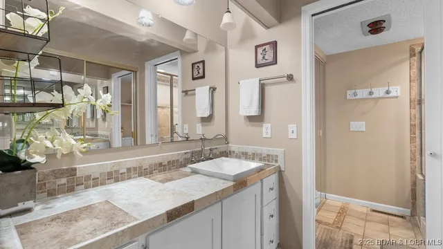 $379,000 | 12 Avery Drive, Kaiser, MO 65047