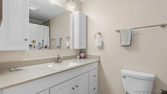 $379,000 | 12 Avery Drive, Kaiser, MO 65047