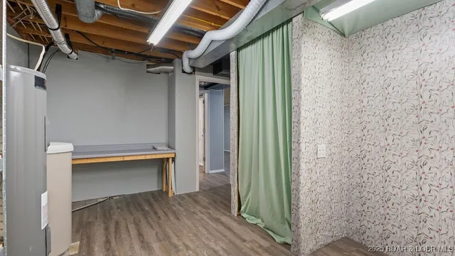 $379,000 | 12 Avery Drive, Kaiser, MO 65047