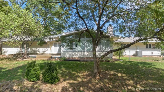 $379,000 | 12 Avery Drive, Kaiser, MO 65047