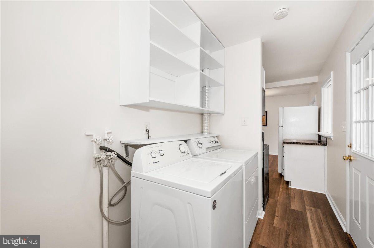 1200 Wilson Place Frederick, MD 21702 - Photo 18 of 57 a utility room with dryer and washer