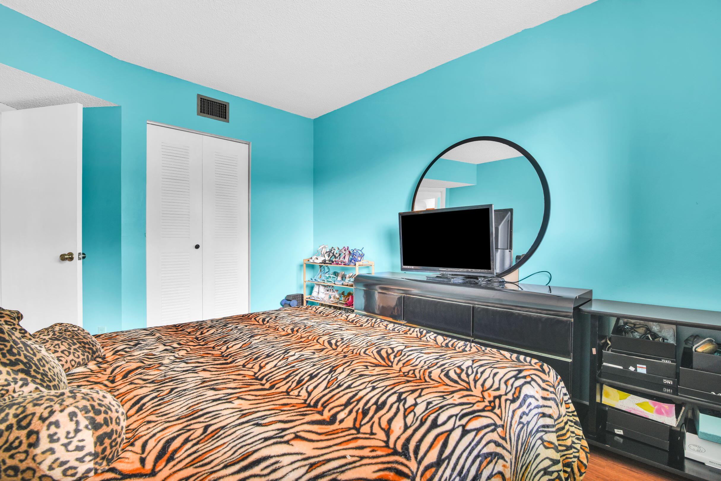 545 Trace Circle, Unit 201 Deerfield Beach, FL 33441 - Photo 18 of 37 Second bedroom from Corner