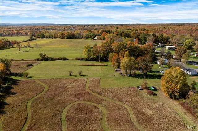 $355,000 | 7202 Collamer Road, East Syracuse, NY 13057