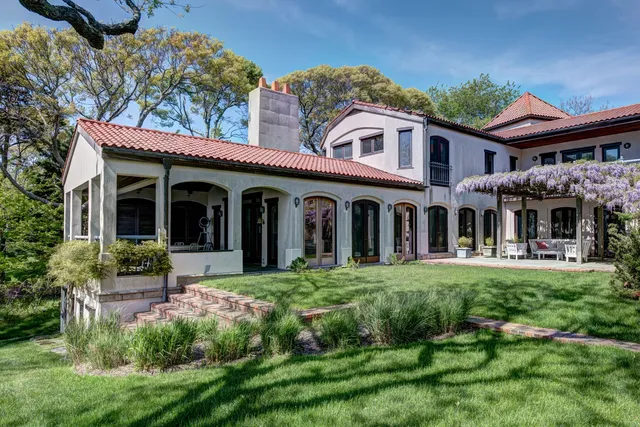 $125,000 | 46 On The Bluff, Sag Harbor, NY 11963