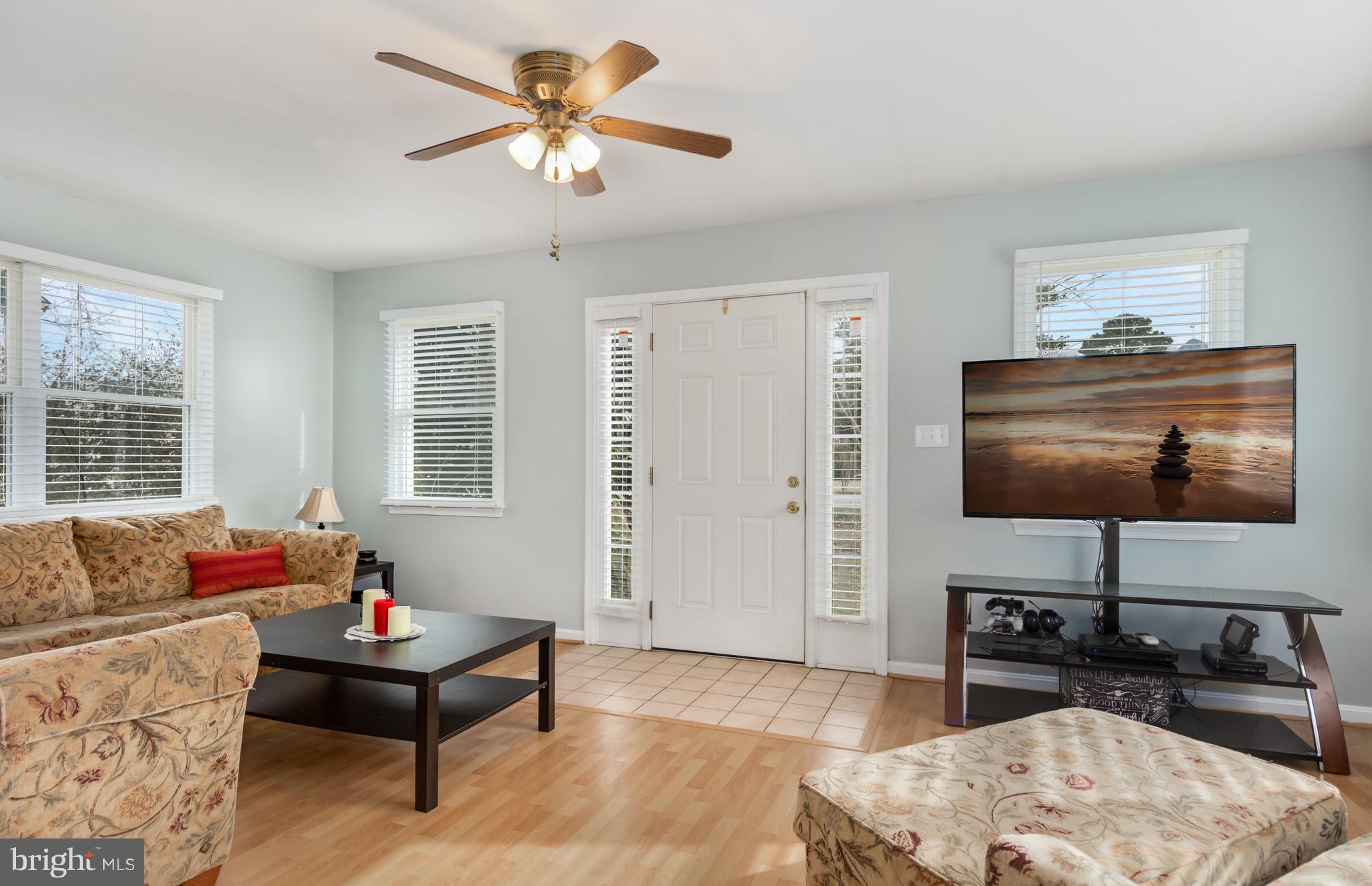 525 Love Point Road Stevensville, MD 21666 - Photo 3 of 30 Welcome Home - Bright Living Room