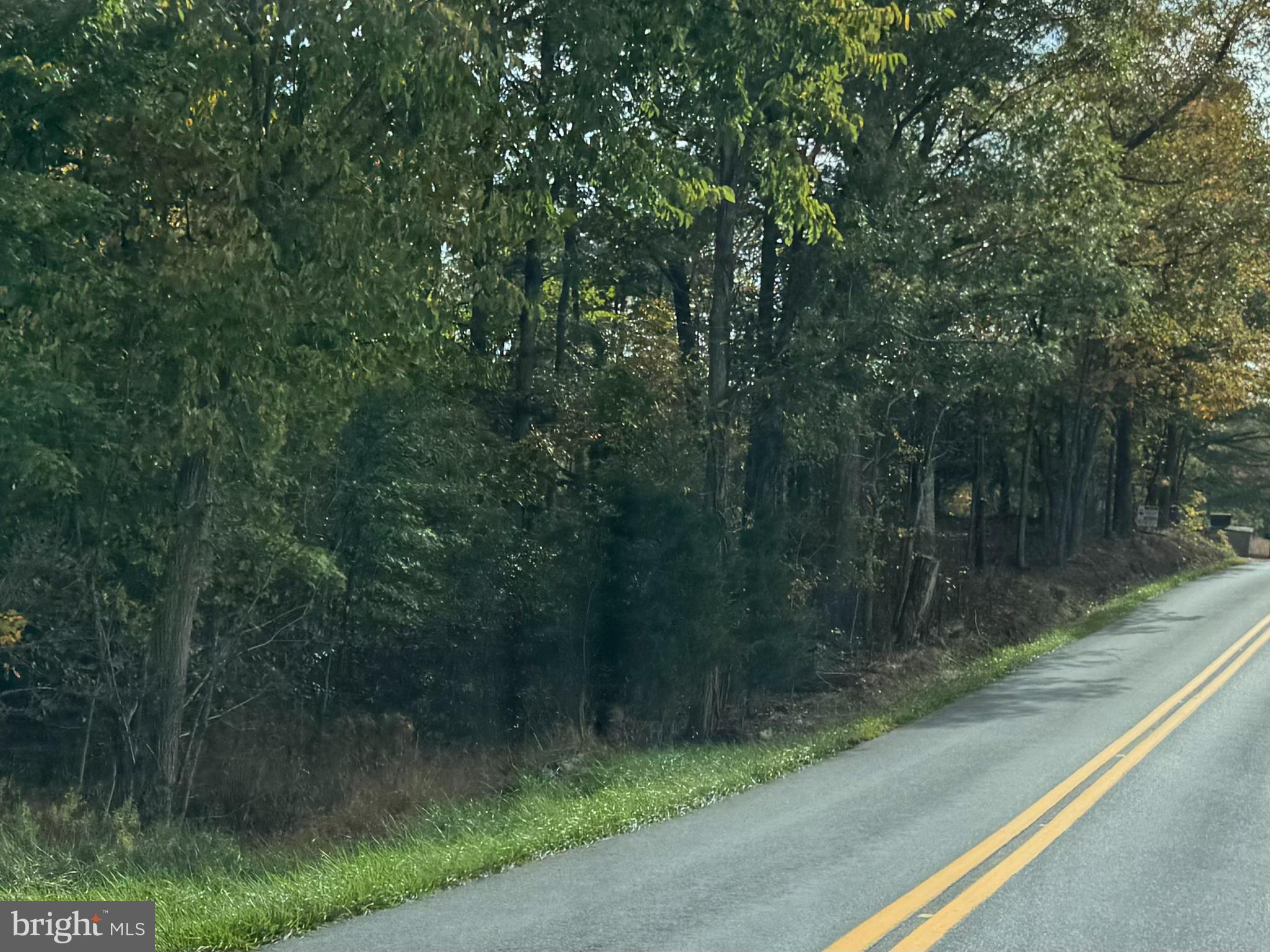 14015 Winchester Grade Road Berkeley Springs, WV 25411 - Photo 4 of 9 Gallery Image 4