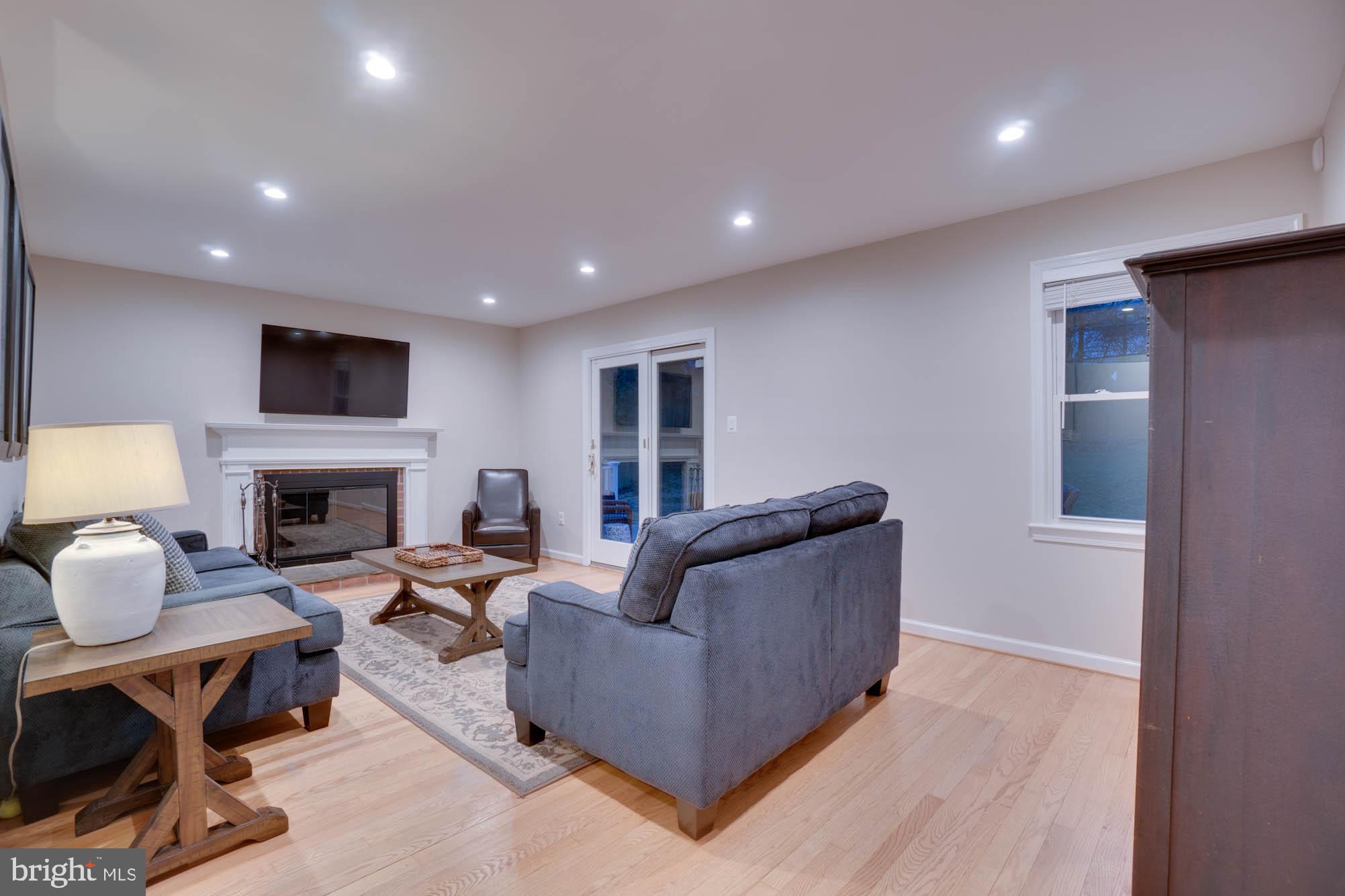 9008 Levelle Drive Chevy Chase, MD 20815 - Photo 16 of 34