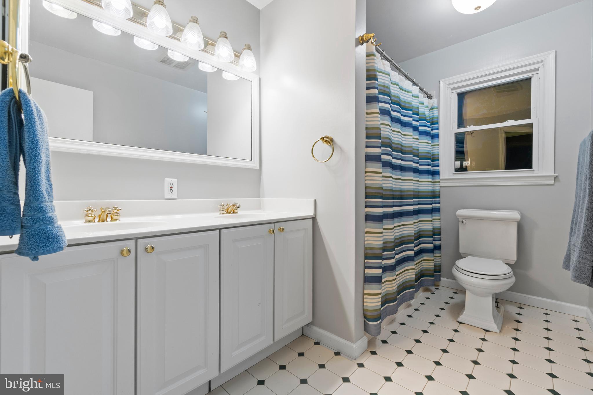 9008 Levelle Drive Chevy Chase, MD 20815 - Photo 25 of 34