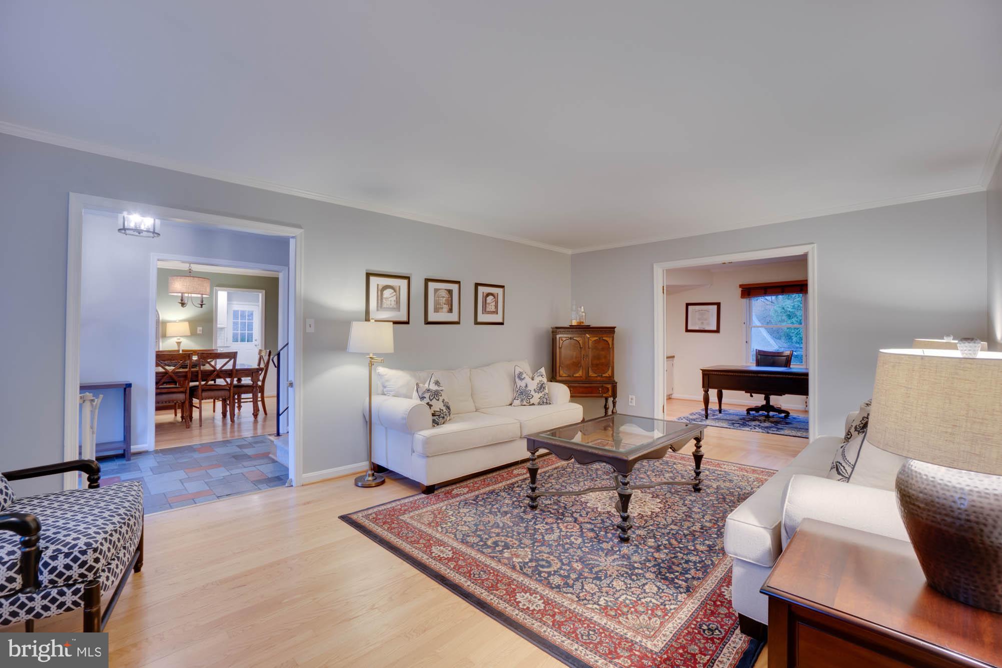 9008 Levelle Drive Chevy Chase, MD 20815 - Photo 4 of 34