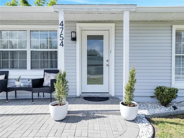 $348,000 | 4754 Lake Shore Drive, St. Cloud, FL 34772