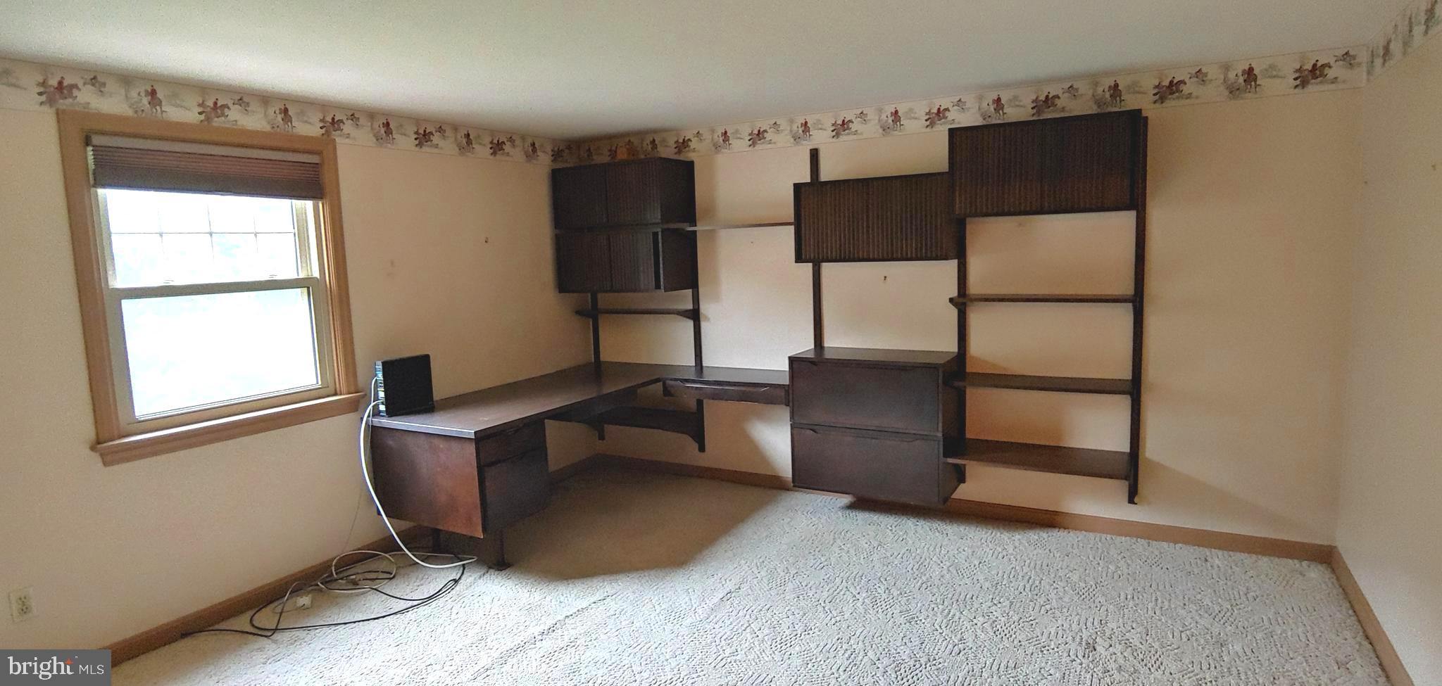 2608 Beechwood Road Lancaster, PA 17601 - Photo 22 of 29 Bedroom that was used as an office with build-ins