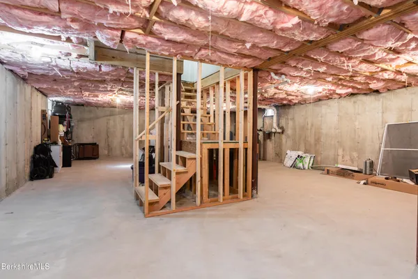 $502,000 | 60 Middlefield Road, Washington, MA 01223