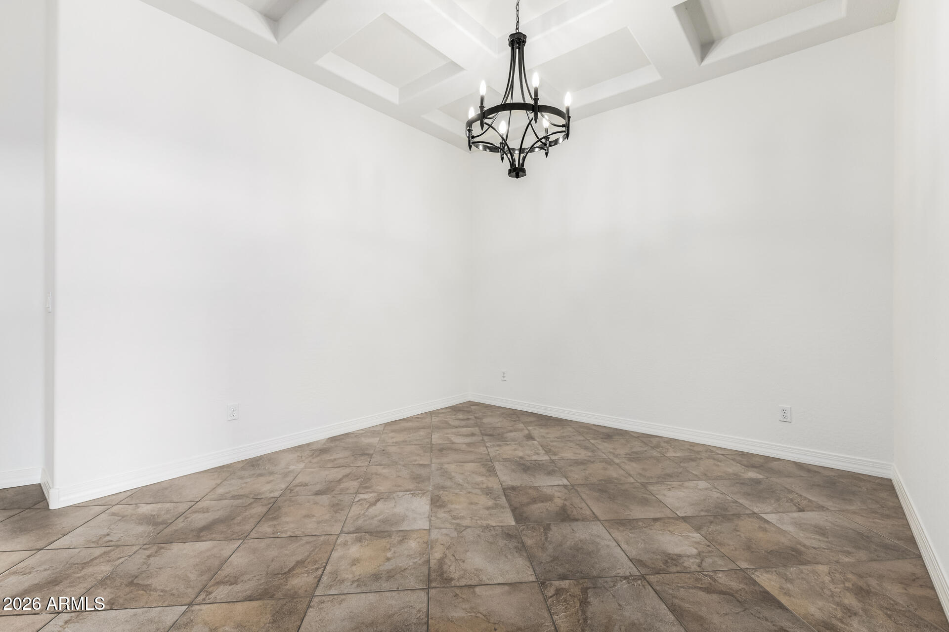 15468 West Coolidge Street Goodyear, AZ 85395 - Photo 8 of 36 8 - Coolidge