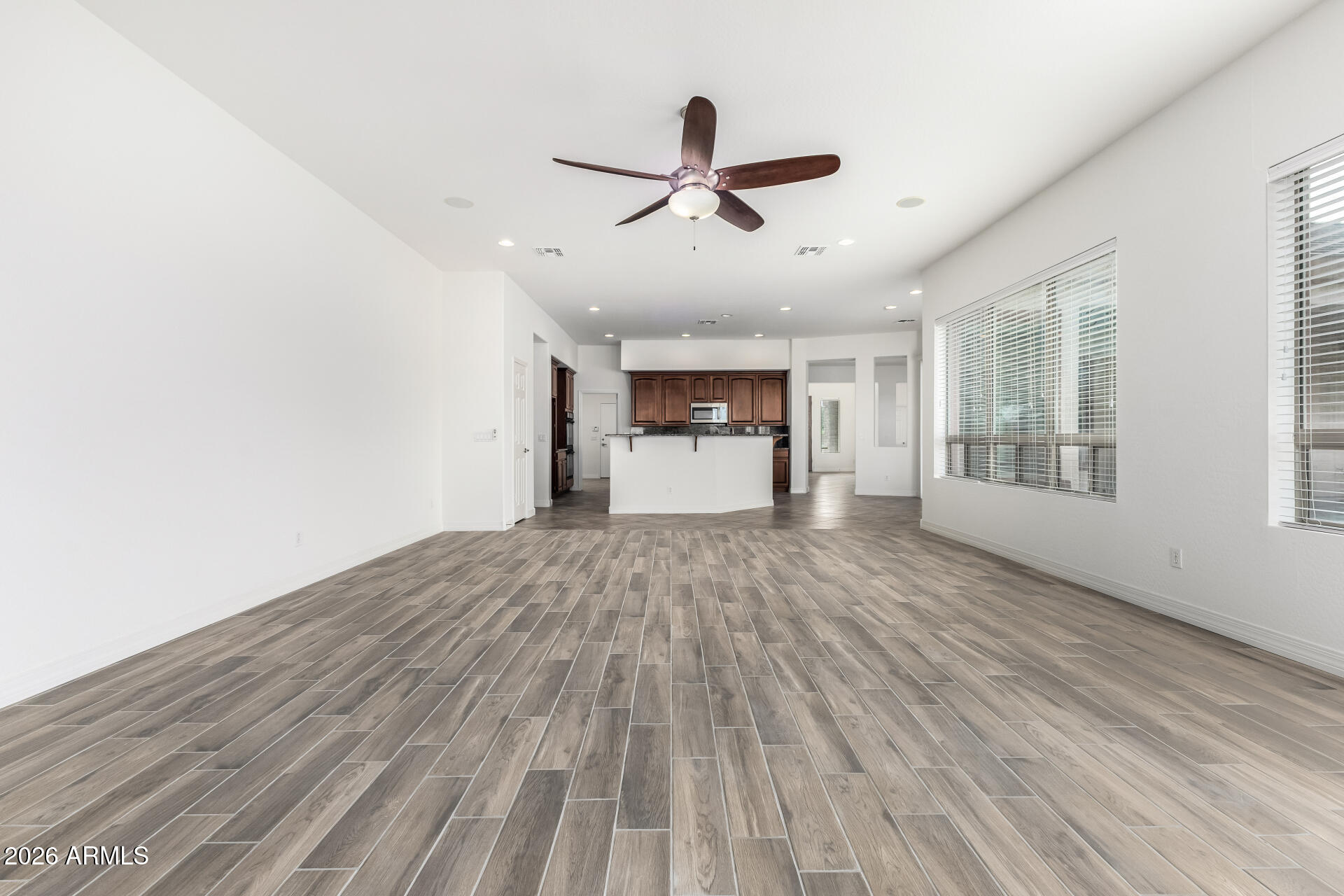 15468 West Coolidge Street Goodyear, AZ 85395 - Photo 10 of 36 10 - Coolidge