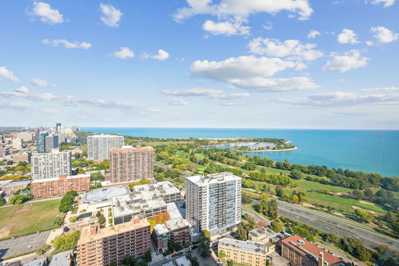 655 West Irving Park Road, Unit 4112 Chicago, IL 60613 - Photo 17 of 18