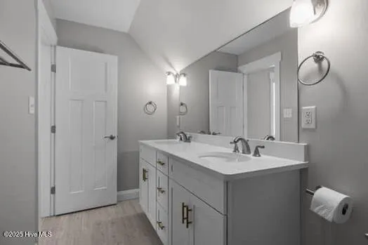 $1,199,000 | 307 Cape Fear Loop, Emerald Isle, NC 28594