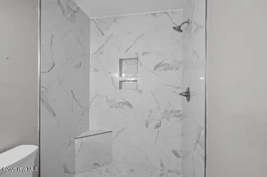 $1,199,000 | 307 Cape Fear Loop, Emerald Isle, NC 28594