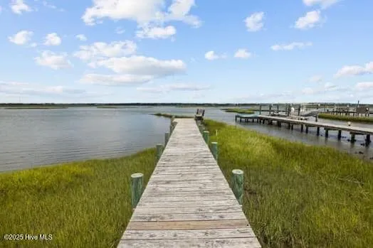 $1,199,000 | 307 Cape Fear Loop, Emerald Isle, NC 28594