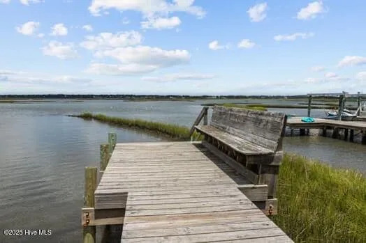 $1,199,000 | 307 Cape Fear Loop, Emerald Isle, NC 28594