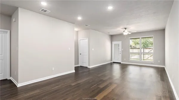 $2,000 | 3007 Stevens Drive, Bryan, TX 77803