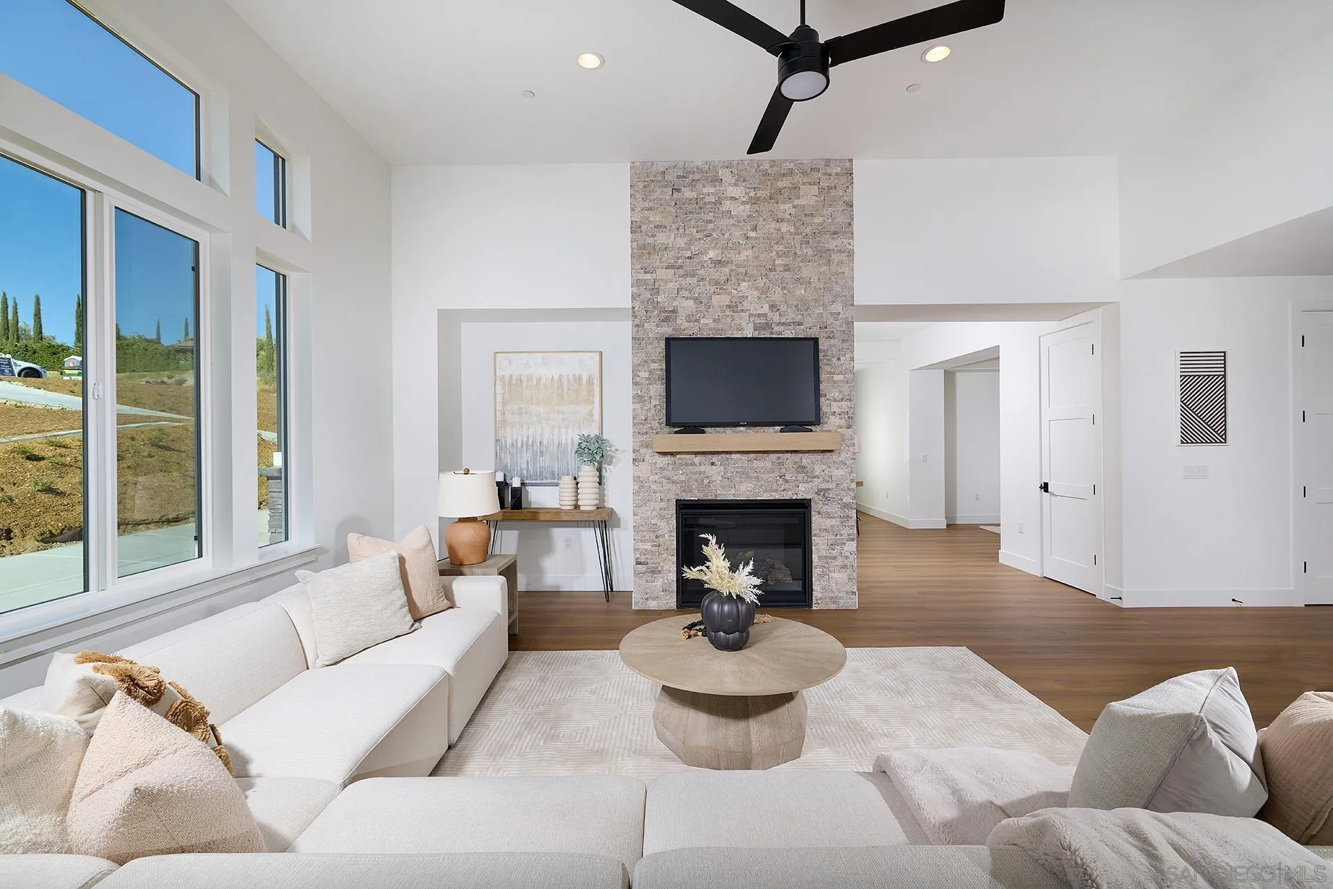 39301 Corte Venture Temecula, CA 92592 - Photo 20 of 37