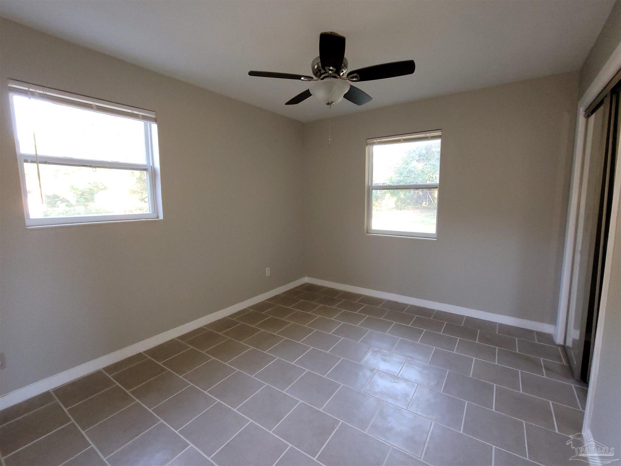 33 Nottingham Way Pensacola, FL 32506 - Photo 13 of 19