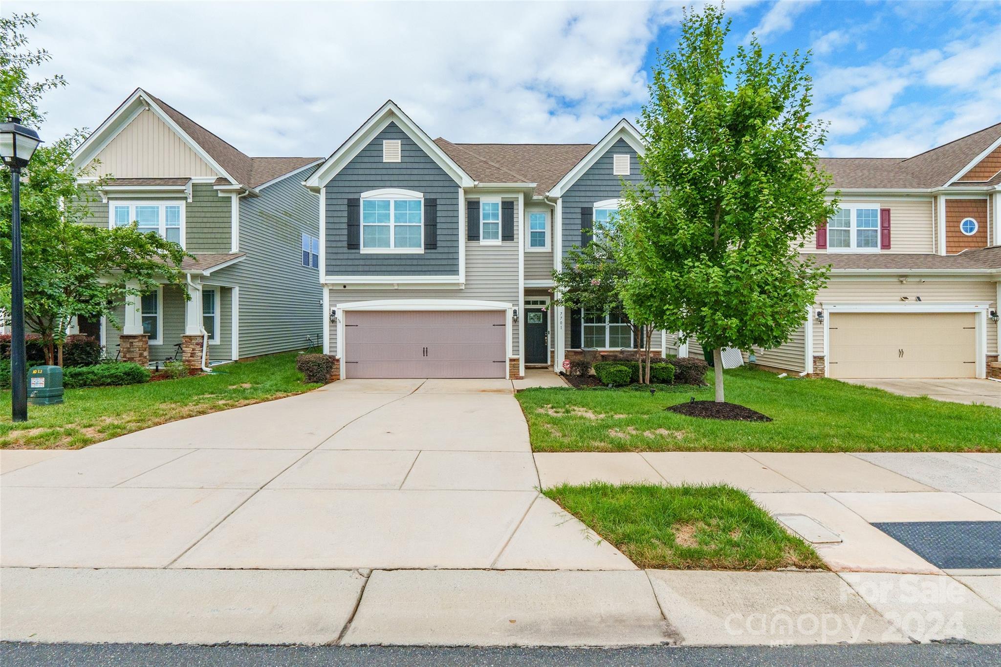 7701 Hamilton Bridge Road Charlotte, NC 28278 - Photo 2 of 32 Gallery Image 2