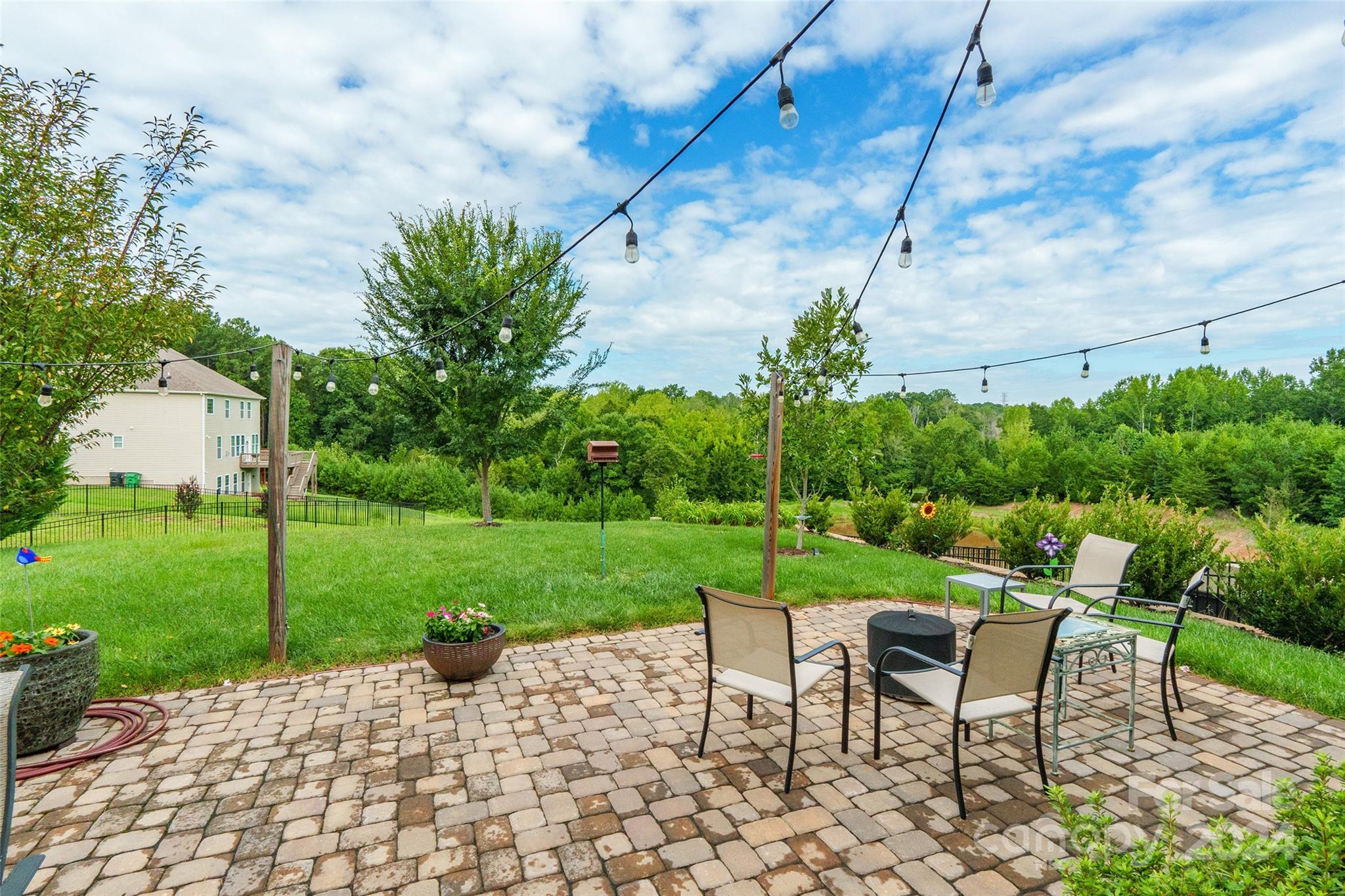 7701 Hamilton Bridge Road Charlotte, NC 28278 - Photo 31 of 32 Gallery Image 31